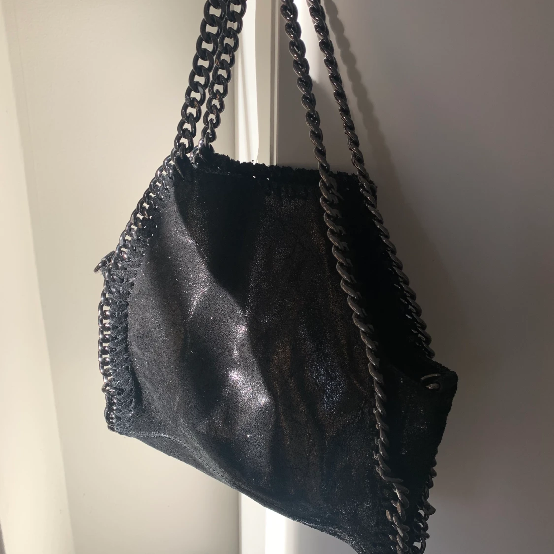 Väska med kedjor - 90