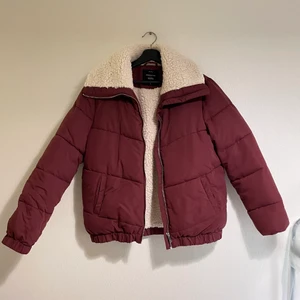 House Brand jacket in size M - Puffer jacket with collar details. Size M, fits 34 and 36