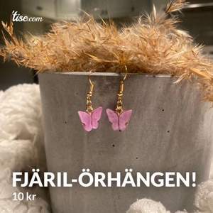 Fjärils-örhängen gjorda utav mig Ellen!                                   10 kr + 13 kr frakt!                                                                 (KÖP 4 PAR= FRAKTFRITT!) ❤️