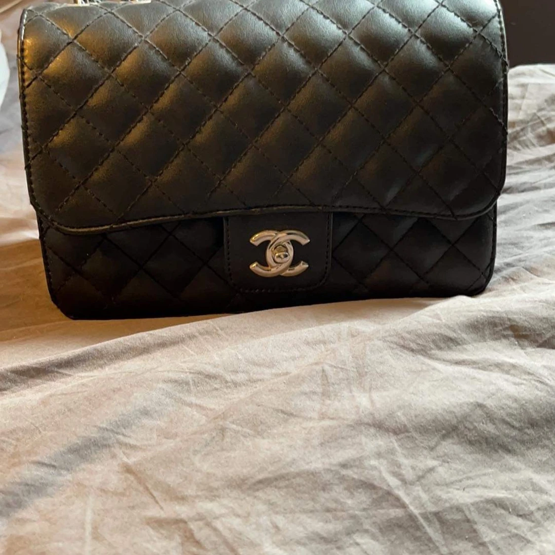 Väska ”Chanel” använd 1 gång 