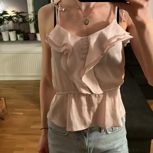 Silkestop från H&M, 34 - Söt silkestop i ljusrosa färg från H&M storlek 34