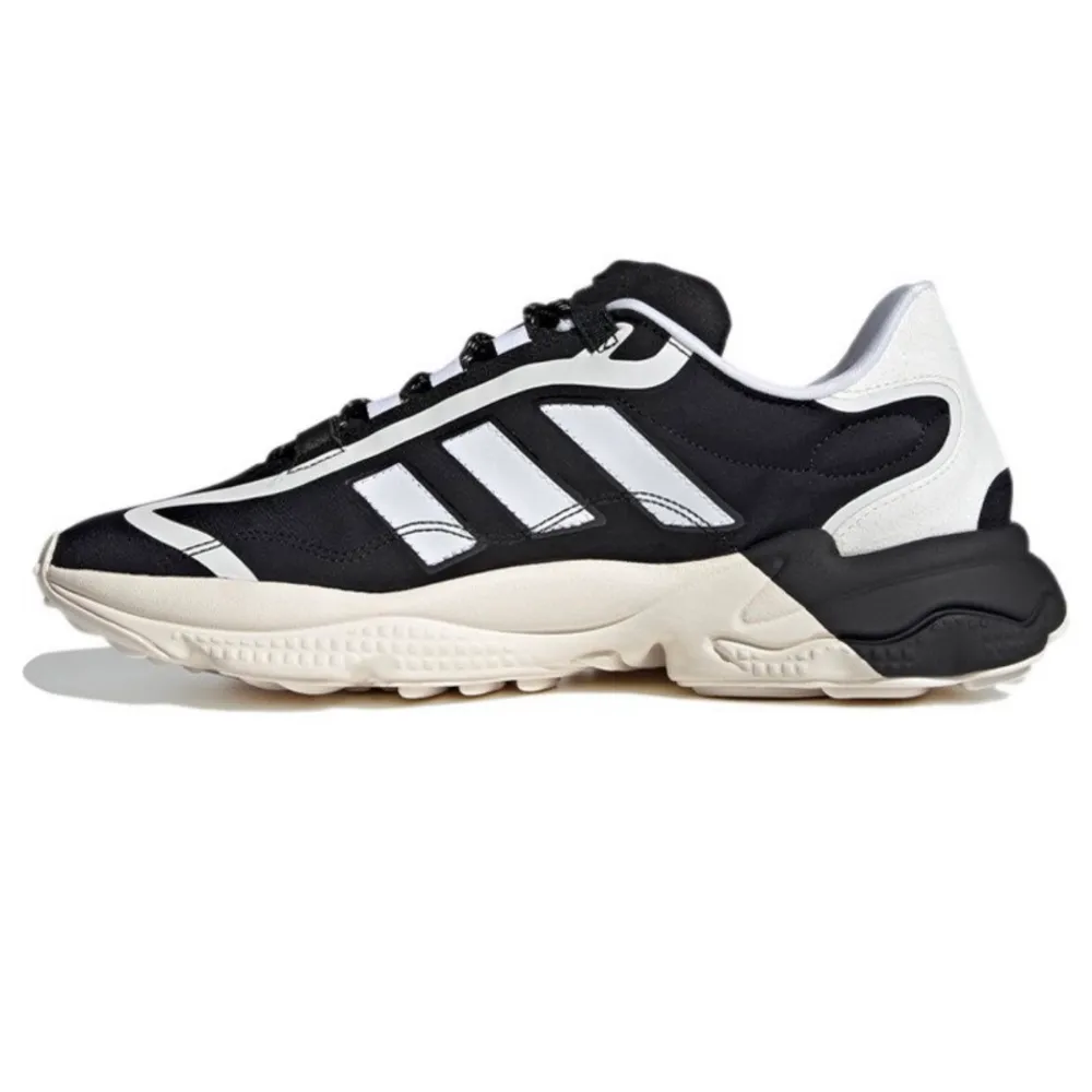 Size : EU 43 - Adidas Ozweego Pure 'White Black' Chalk White/Core Black/Cloud White G57949 - Super comfy shoes . Condition : Perfect 🔥🔥. Skor.