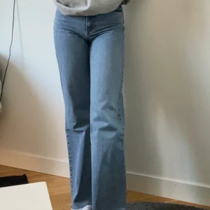 Zara jeans - Vida jeans ifrån zara i strl 36, spårbar frakt 66kr🥰💖