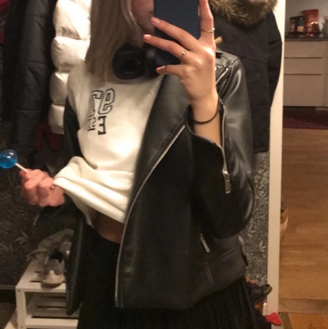 Collage tröja från Gina  - 90