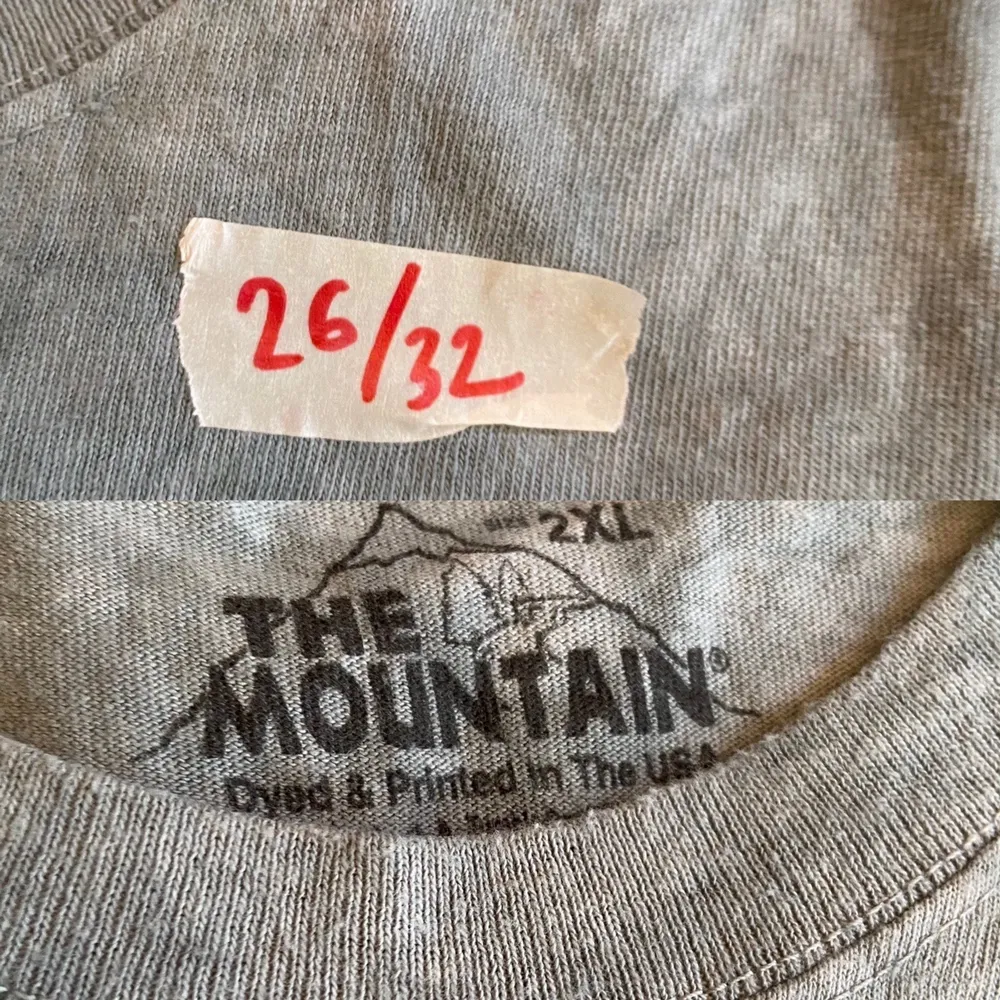 Animal Nature tee Size: XXL Mått i inch: 26/32’ Tag/märke: The Mountain TTS (true to size). T-shirts.