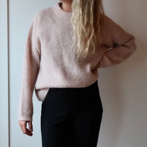 Rosa tröja - Frakt tillkommer 