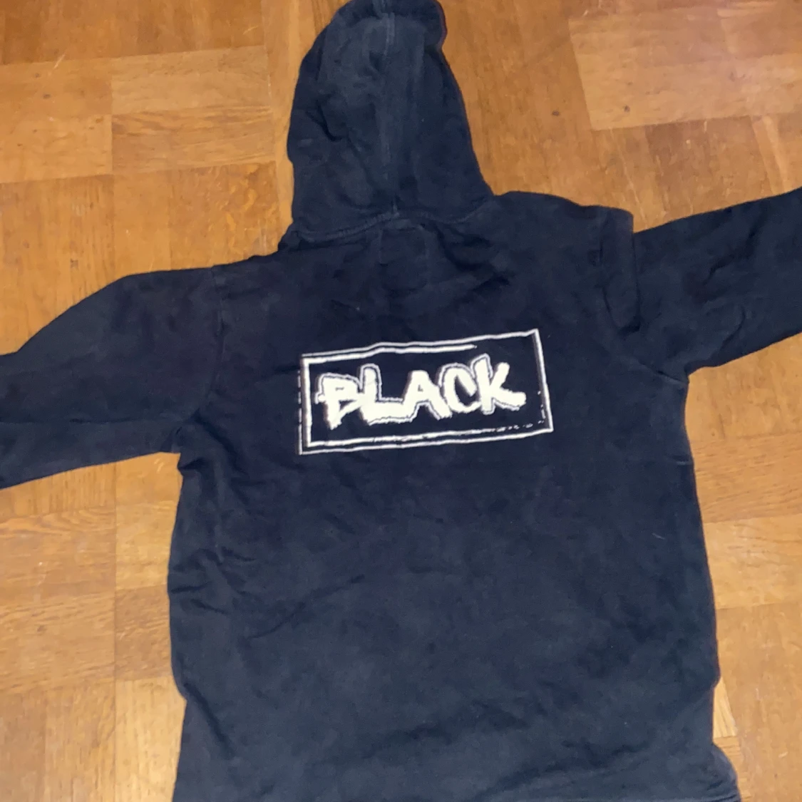 Black hoodie - 91