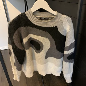 Tröja - Super snygg i bra skick 