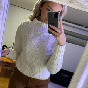 Stickat - Kommer från bikbok är i skönt stickat material och är i storlek xs säljer för 50kr +frakt