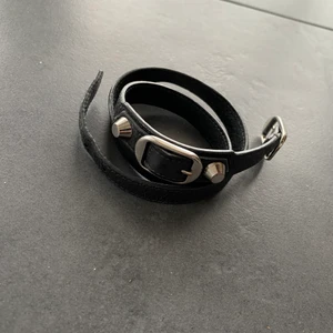 BALENCIAGA  - BALENCIAGA  -Double wrapped -Mått: 56,5cm -Nypris: 2250:- -Pris: 950 DM VID FRÅGOR OCH KÖP