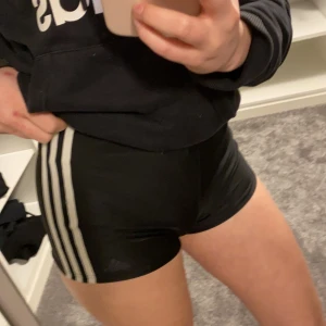 Storlek xs  - Använd 20 gånger typ men är i bra skick