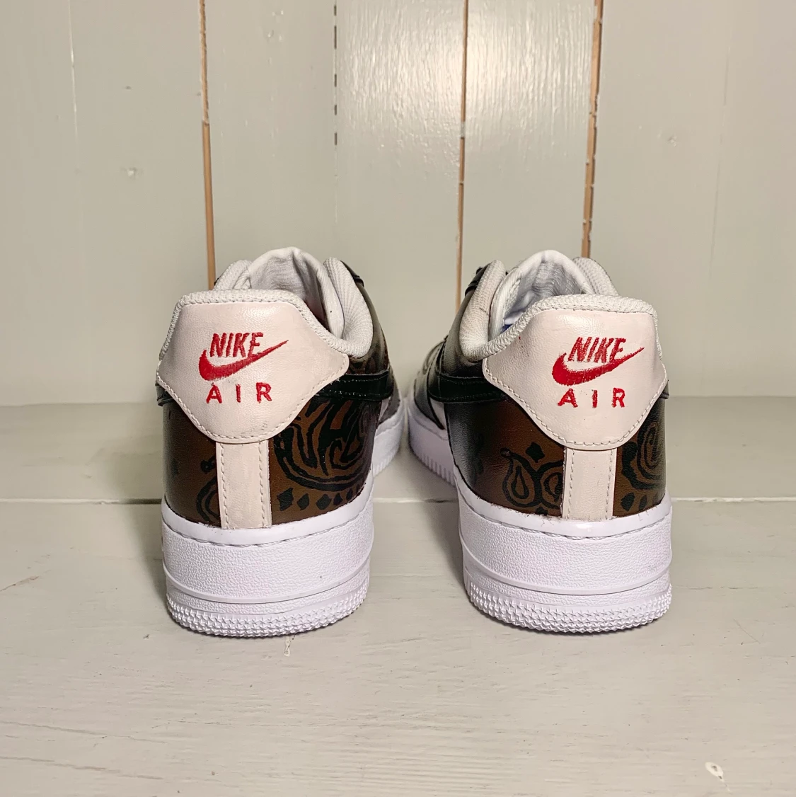 Helt unika custom Air Force 1 - 90