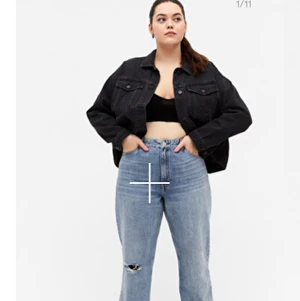 Monki jeans - Säljer dessa URSNYGGA jeans från monki i storlek 30, sitter möjligtvis som en 29. Hatar att behöva sälja dessa men kan inte lämna tillbaka för tappat bort fraktsedel osv. Köpta för 400kr. Skriv privat för fler bilder ❤️