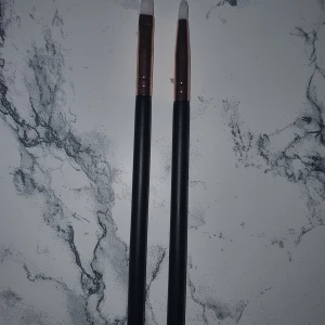 Smink borstar - Oanvända smink borstar, fick i ett ögonbryns kit men har ej kommit till användning