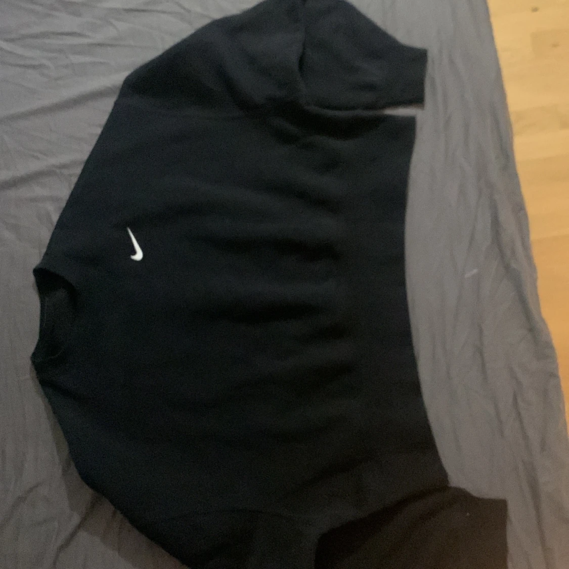 NIKE SWEATSHIRT 