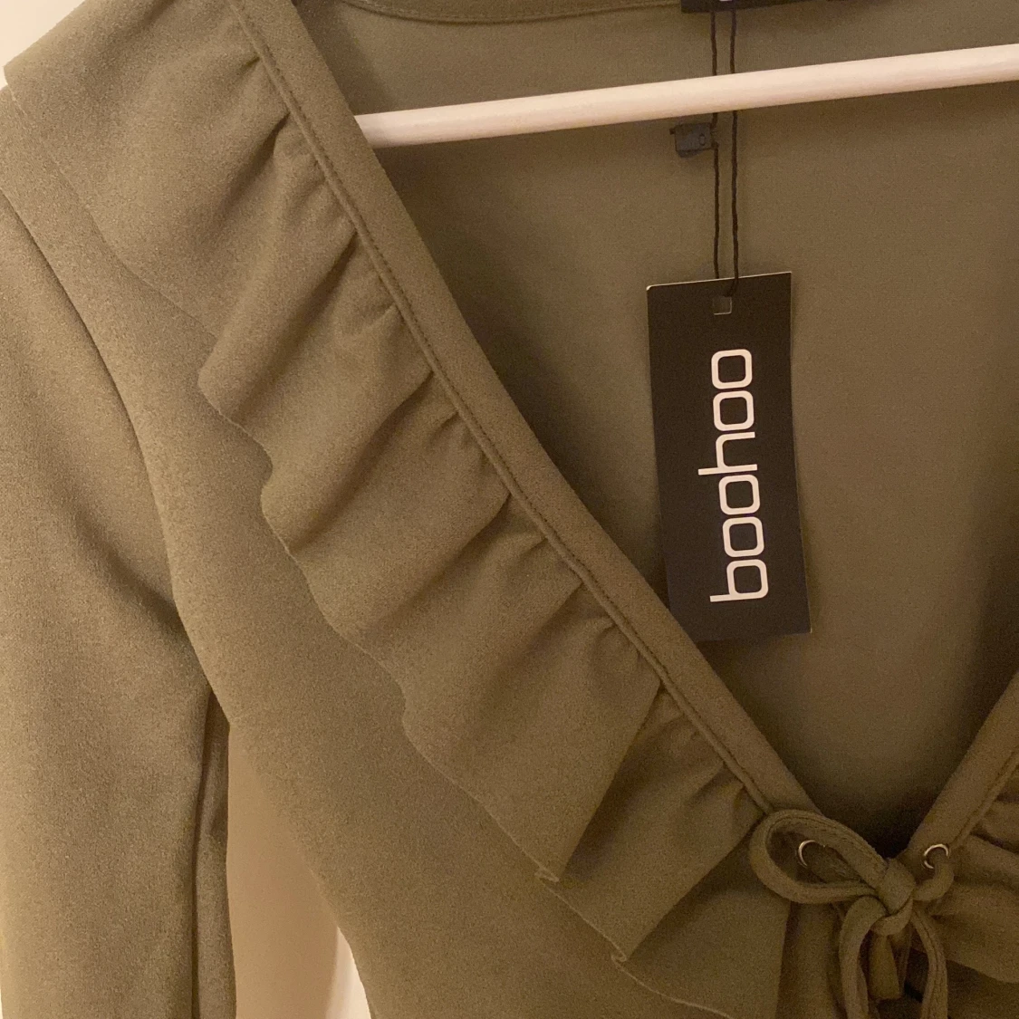 Boohoo Khaki Crop Top  - 90