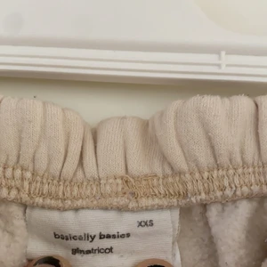 Mjukis byxor  - Mjukis byxor från Gina Tricot