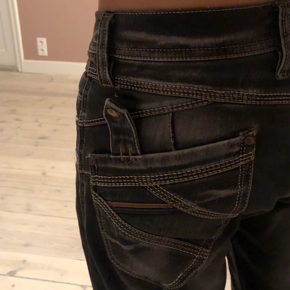 Snygga lågmidjade jeans - 91