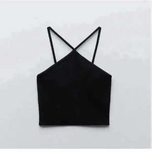 Zara topp - En skit snygg topp från zara i svart❤️