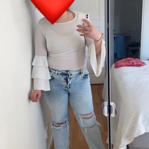 Volga topp vit  - Volang topp vit säljer den för 50+frakt storlek S❤️