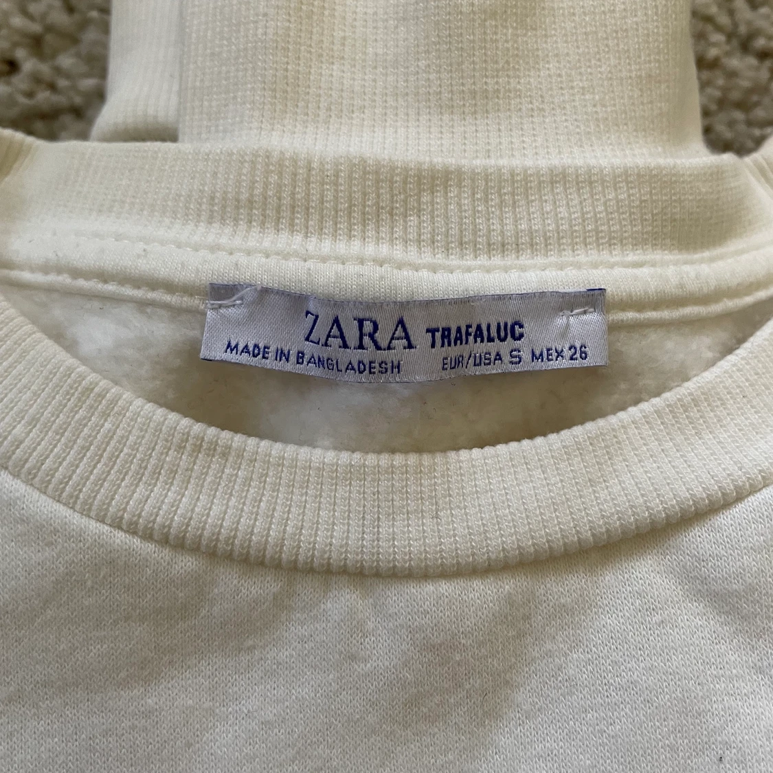 Basic sweatshirt från Zara - 90