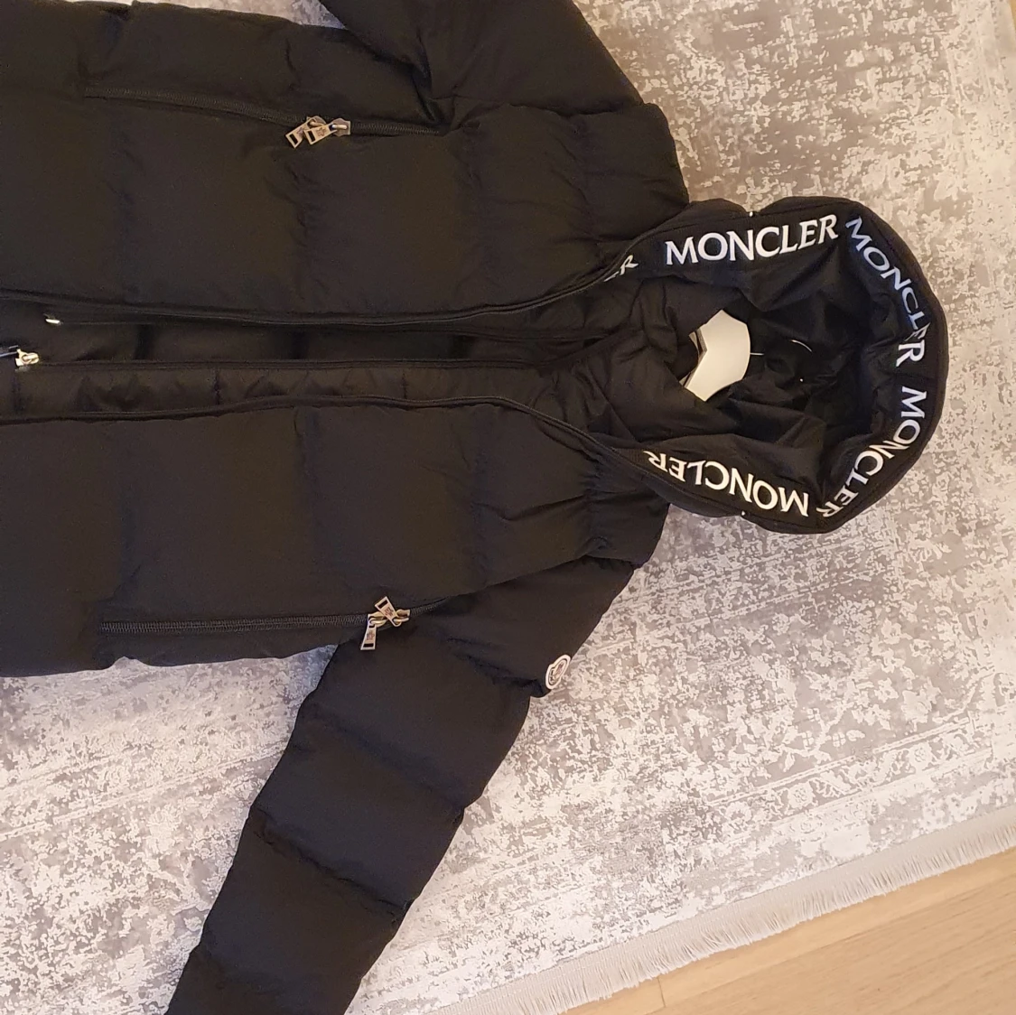 Moncler jacka - 91