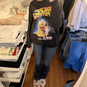 Snygg sweatshirt  - Snygg sweatshirt från H&m i strl S