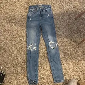Fina jeans från lager 157 knappt använda i storlek xxs 