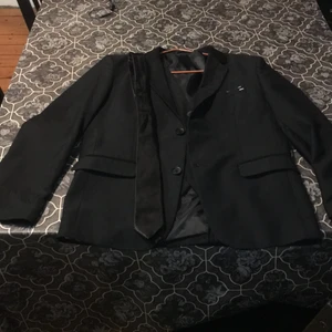 Det är en kosmym  - Den passar till 12 år och 14år 