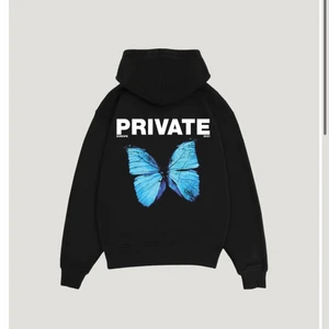 private hoodie - skitsnygg hoodie från private i jätte bra skick🦋🦋🦋 säljer endast vid bra bud