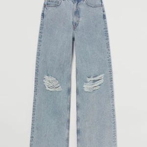 Jeans - Storlek 46, endast testade men passade inte så prislappen sitter kvar. 