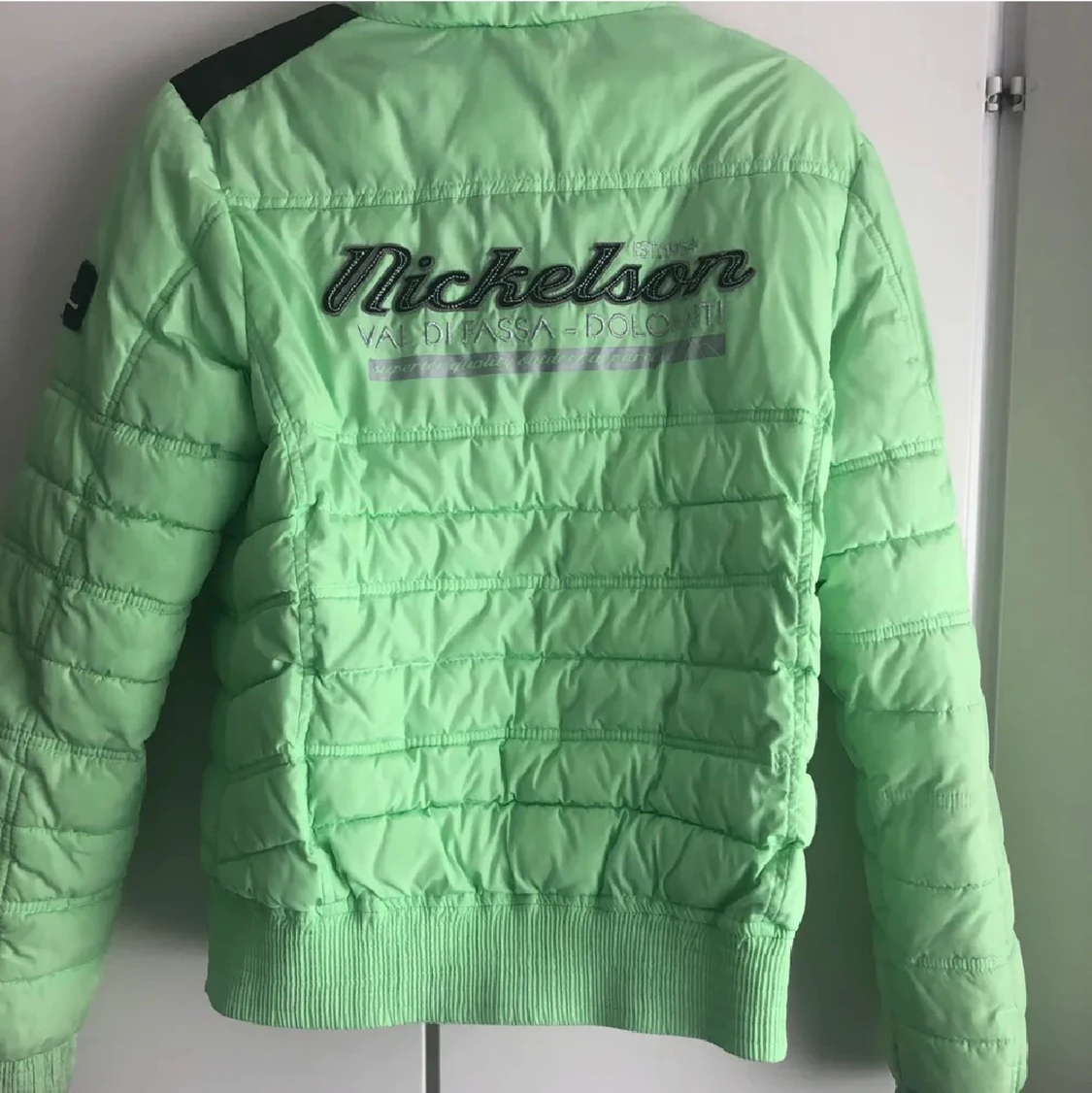 Märkesjacka Nickelson  - 90