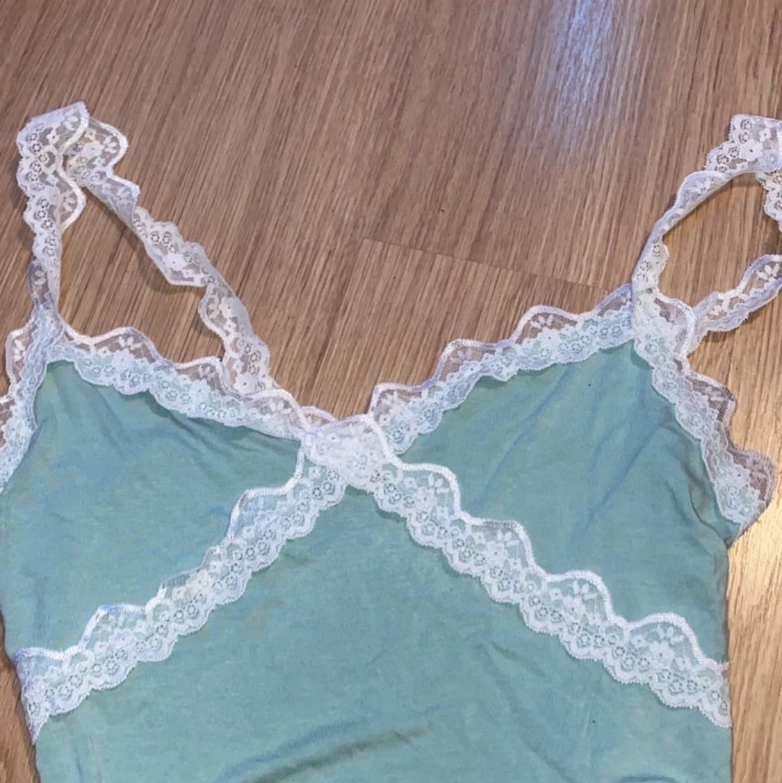 Ett grönt linne i storlek M