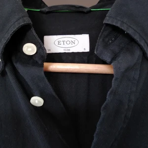 Eton skjorta. Sparsamt använd, strl 38/S - Skicket är jättebra. Skön skjorta med lite tightare passform