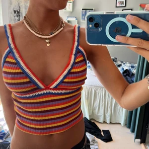 Supersöt topp!!  - Säljer min supersöta Zara topp så den inte kommer till användning! Nyskick! 