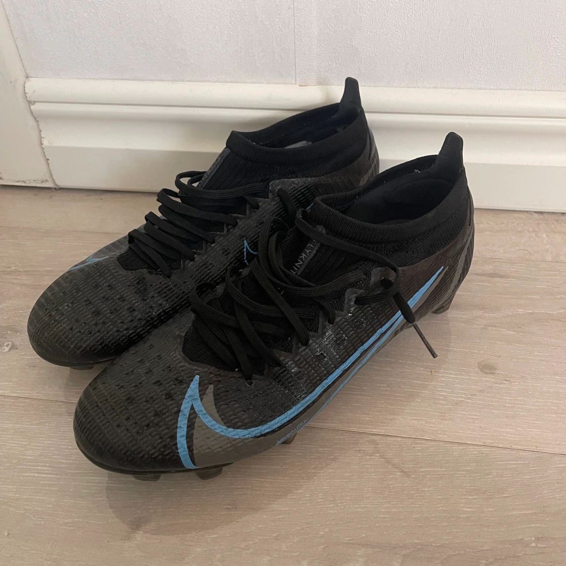 Nike fotbollskor - 90
