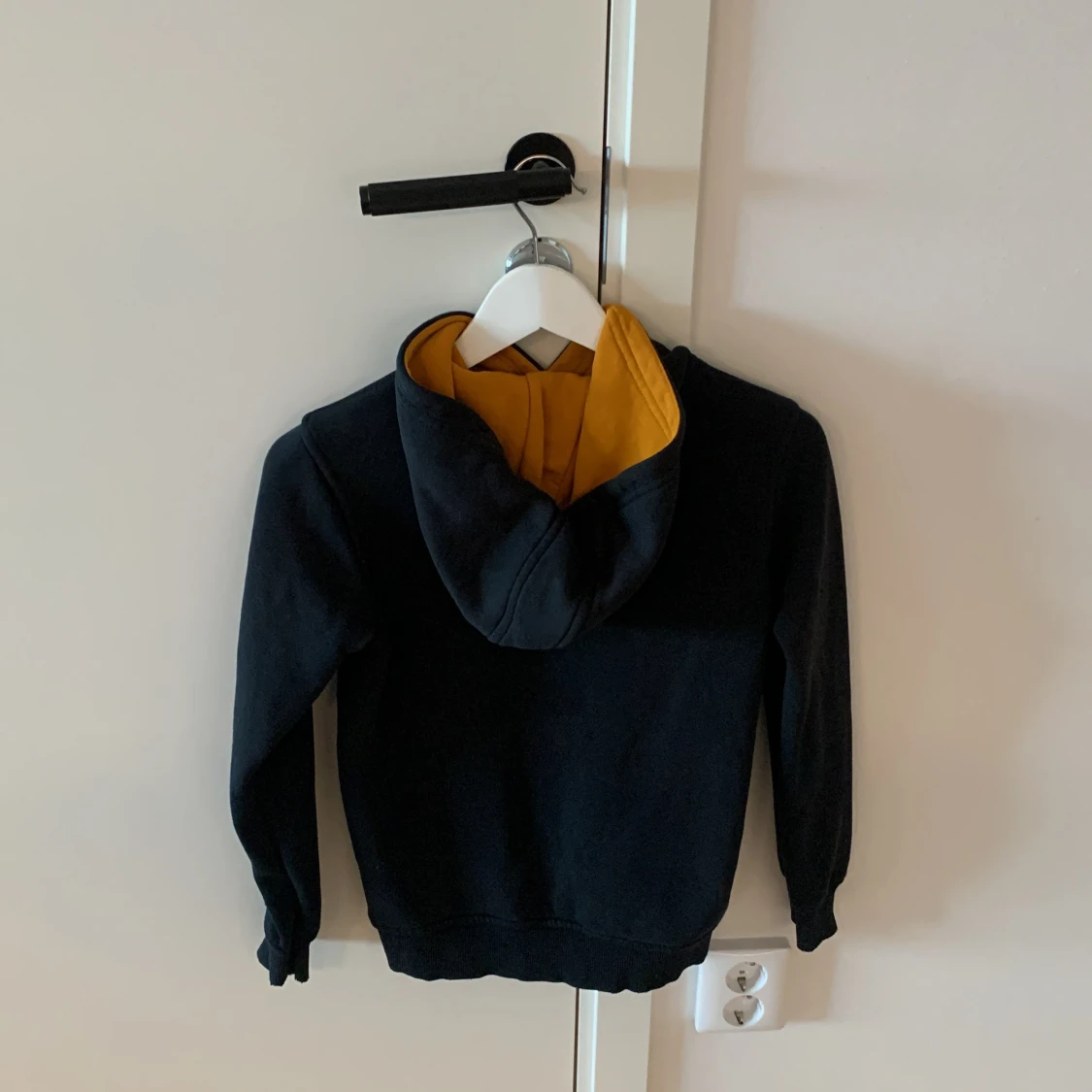 Peak performance hoodie - 90