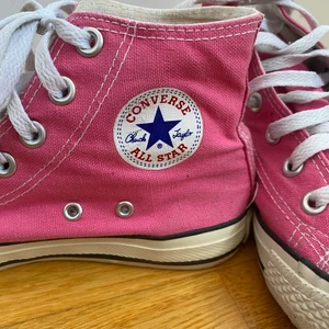 Converse  - Rosa Converse, använda men bra skick