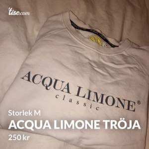 Acqua limone tröja i väldigt fint skick, använd ca 2 gånger. (Behöver strykas) skriv för mer information och bilder 💓