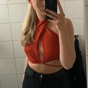 Linne - Tröja i storelk s från shein. Bara använd 1 gång.