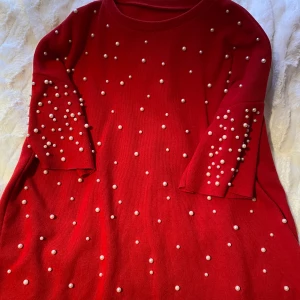 Nyskick chiquelle tröja - Tröja från chiquella, endast använd ett fåtal gånger, bra skick, skönt material