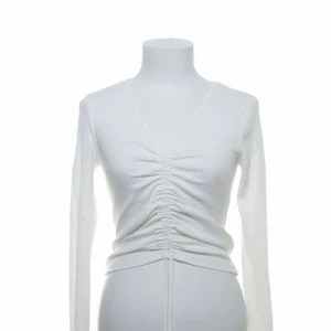 Topp - Söt vit topp i ny skick 🤩