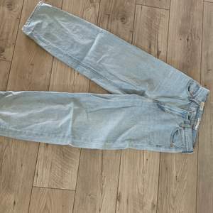 Levis balloon leg jeans storlek 26 som nya använt typ 5 ggr