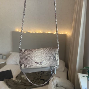 Zadig väska - Superfin zadigväska i bra skick! 💞💞 