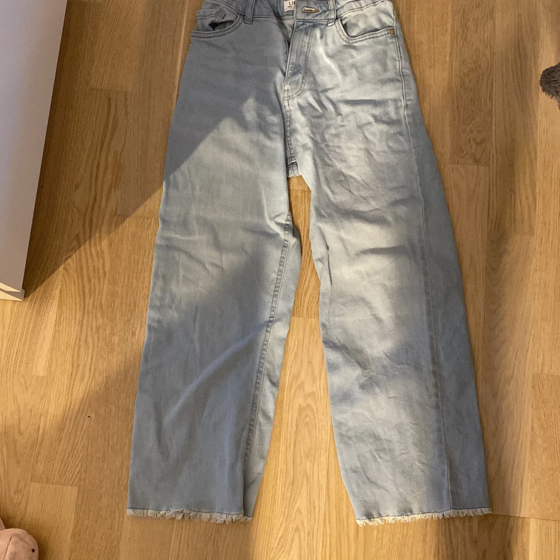 Jeans från Lindex storlek 146 - 90