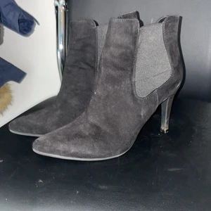 klack - höga klackskor instrlk 37