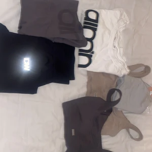 Träningsklädsett  - Storlek small. Iciw tights använda 1 gång. Resterande fåtal gånger använt. Nypris över 2000kr