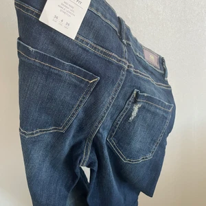 Zara jeans  - Helt nya jeans som var för små. XXS
