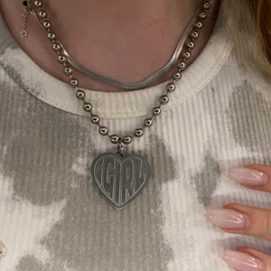 IGirl halsband - Jätte fint halsband som tyvärr inte används 