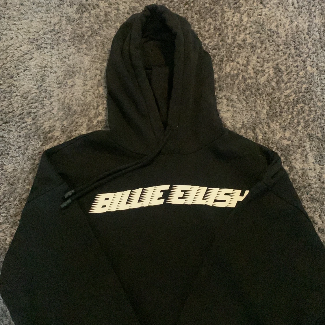 Säljer Billie Eilish Merch - 91